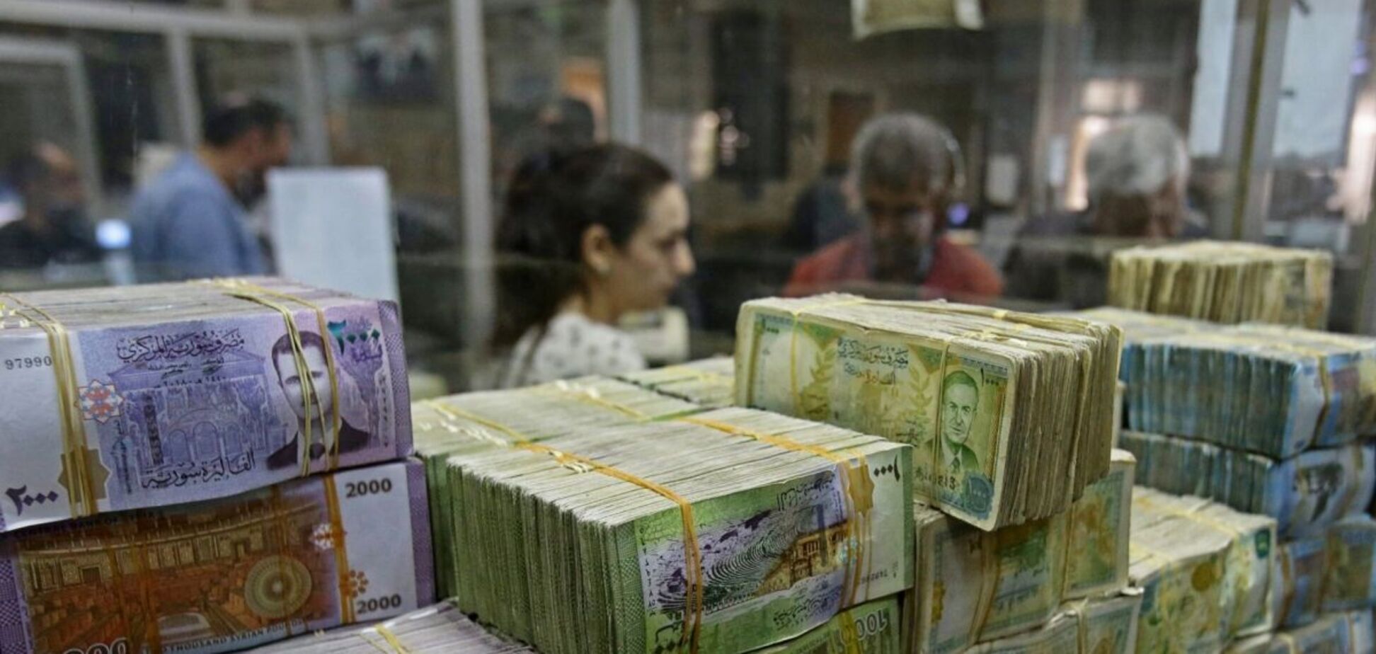 Сирия отказалась печатать валюту в России: какие страны станут ее новыми партнерами