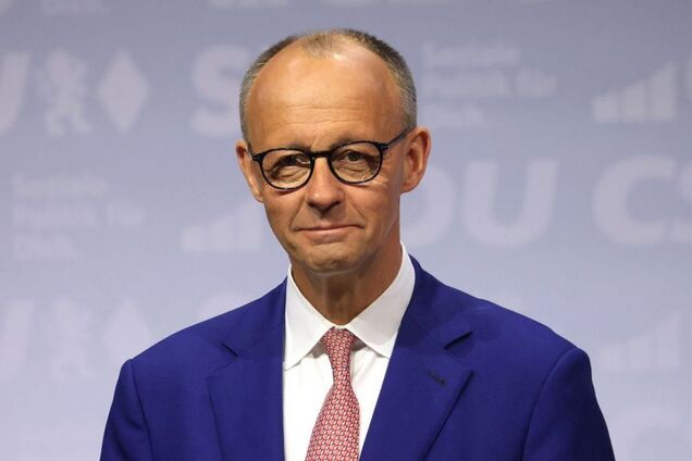 'Украина уже способна сама создавать': Мерц придумал неожиданную причину не передавать дальнобойные ракеты. Видео