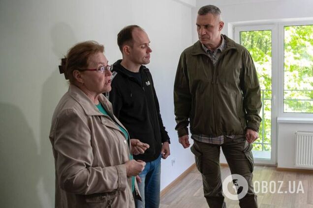 Кличко показав, як відновили пошкоджений ворожою атакою будинок на вулиці Дзюби в Києві. Фото