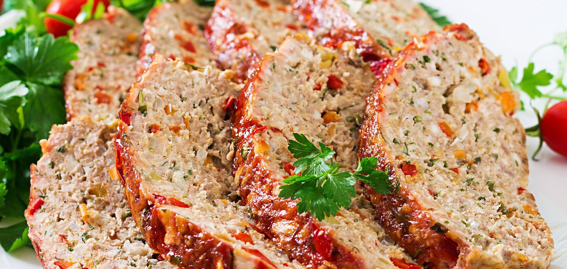 Що смачно приготувати з печінки на обід: рецепт ситної запіканки