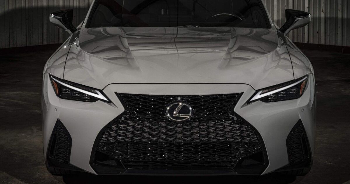 Новий Lexus IS500 Ultimate Edition показали на фото - ціна Лексус ІС ...