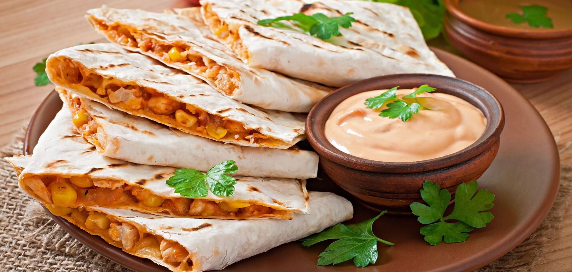 Быстрый обед из лаваша: готовится максимум 10 минут