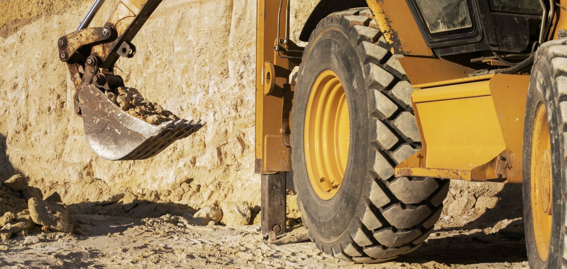 Екскаватор на робічому майданчику. Ілюстрація