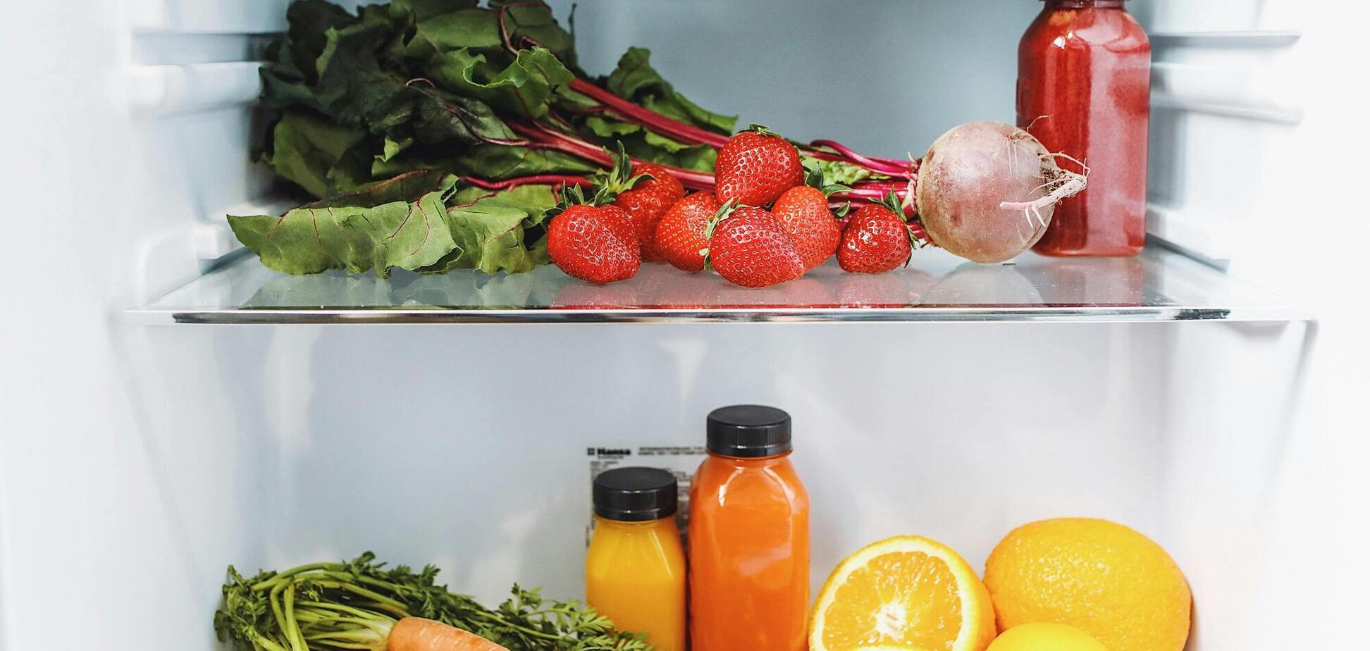 Как избавиться от неприятного запаха в холодильнике: обойдемся без модных средств