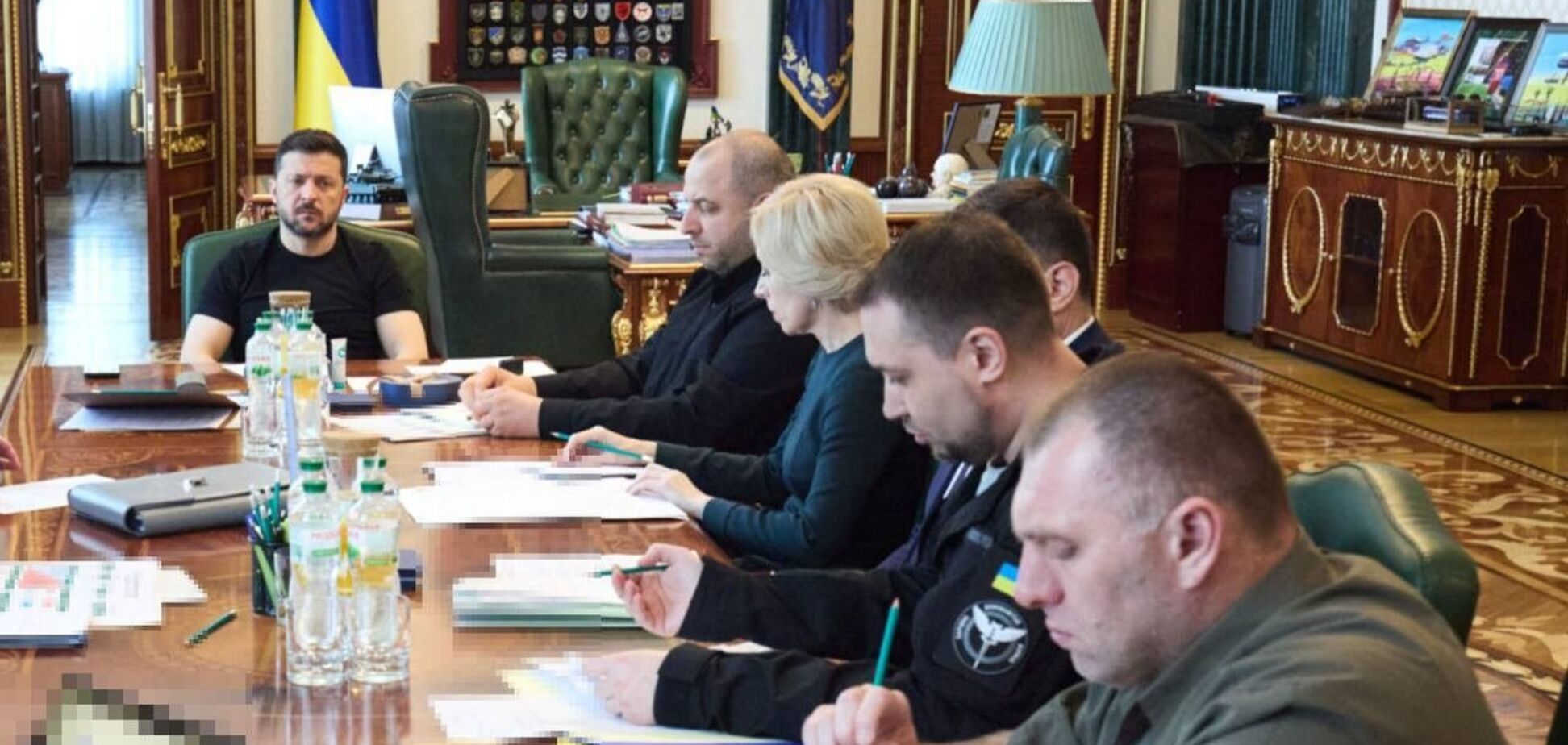 'Это одна из ключевых задач': Зеленский провел совещание по подготовке обмена пленными с Россией