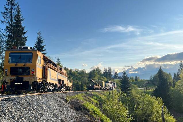 В Украине массово изменили маршруты поездов