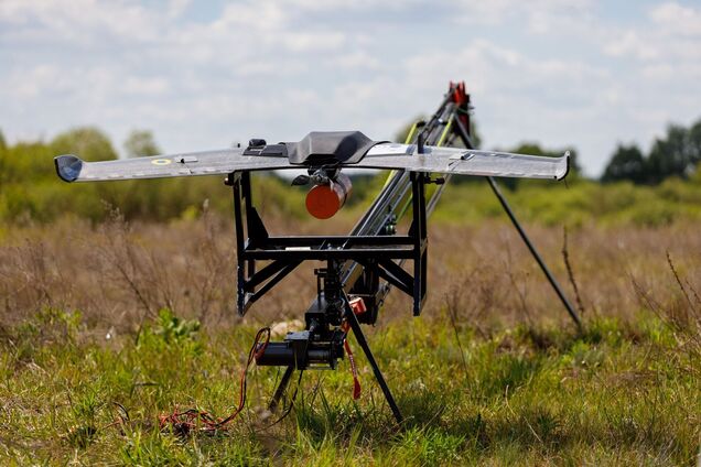 Преодолевают 40 км и попадают точно в цель: в Украине провели испытания новых дронов-камикадзе. Фото