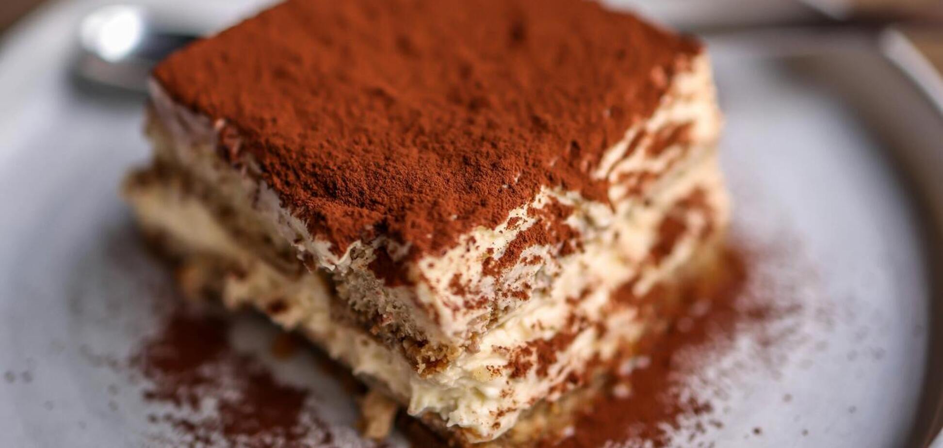 Вкуснее, чем любой торт: легкий десерт 'Три молока' из бисквита, со сгущенным молоком и нежным кремом