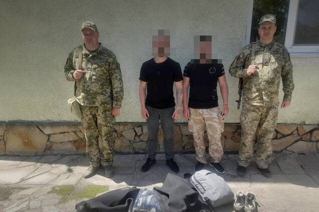 Маршрут преодолевали почти трое суток: в Винницкой области задержали нарушителей, которые хотели попасть в Молдову, переплыв Днестр. Фото