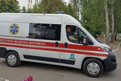 Был убежден, что не сдал НМТ: в Ужгороде студент колледжа выбросился с шестого этажа общежития и умер. Фото и видео