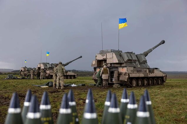 Европа рассматривает вариант покупать вооружение у США и передавать его Украине - Bloomberg