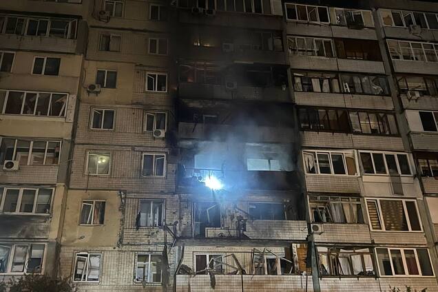 Одна з наймасовіших комбінованих атак на Київ: у КМВА розповіли подробиці про напад РФ. Фото та відео