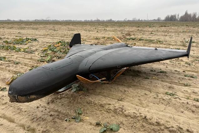 В Україні розробили шахедоподібний дрон 'Батяр': що відомо про його характеристики і застосування. Фото і відео