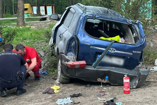 На Харківщині у жахливій ДТП загинули жінка і 3-річна дівчинка: винуватець покінчив життя самогубством. Фото