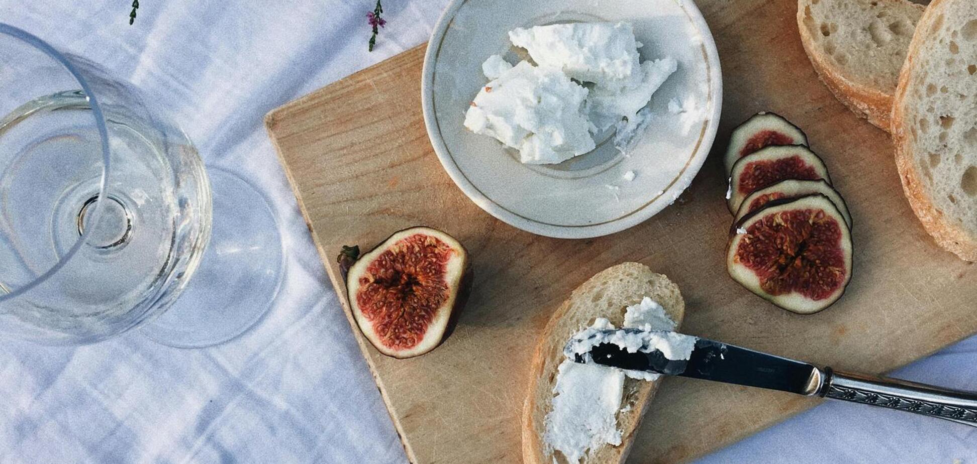 Домашний крем-сыр 'Филадельфия' из одного ингредиента: самый простой рецепт вкусной основы для закусок