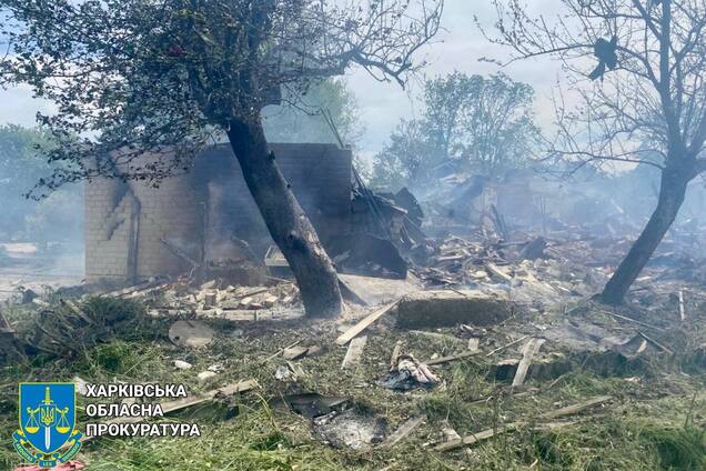 Росіяни скинули на Куп'янськ ФАБ-500: пошкоджені понад пів сотні будинків. Фото