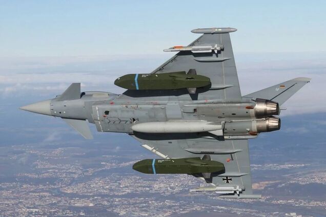 'Україні потрібна нова далекобійність': Зеленський пояснив, до яких пір Росія уникатиме дипломатії