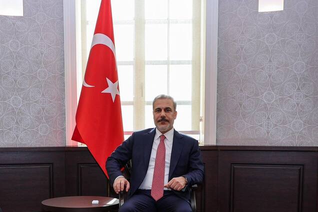 Глава МЗС Туреччини після Москви відвідає Україну: що відомо про візит