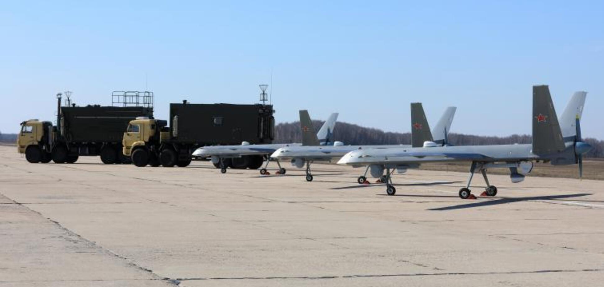 Понад вісім влучань: супутникові знімки розкрили наслідки атаки на завод з розроблення дронів у Підмосков'ї. Відео