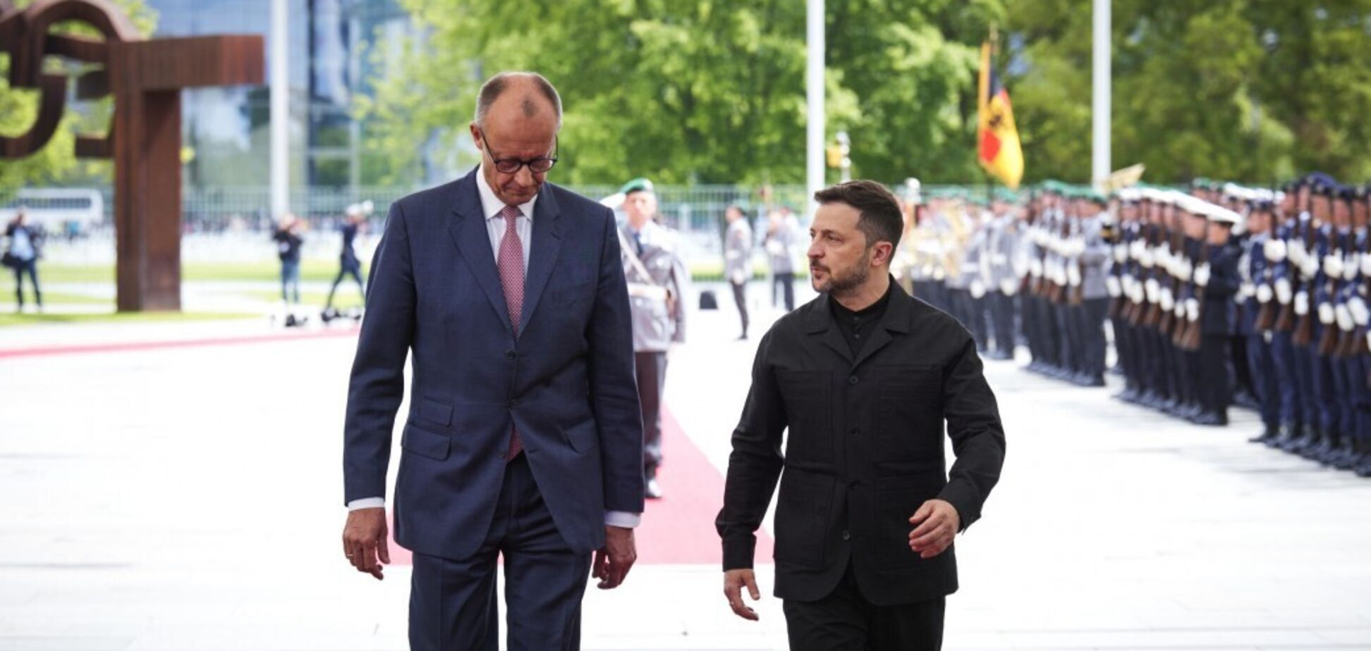 'Ми працюємо': Зеленський розповів про 'особливу' домовленість із Мерцом щодо обговорень Taurus