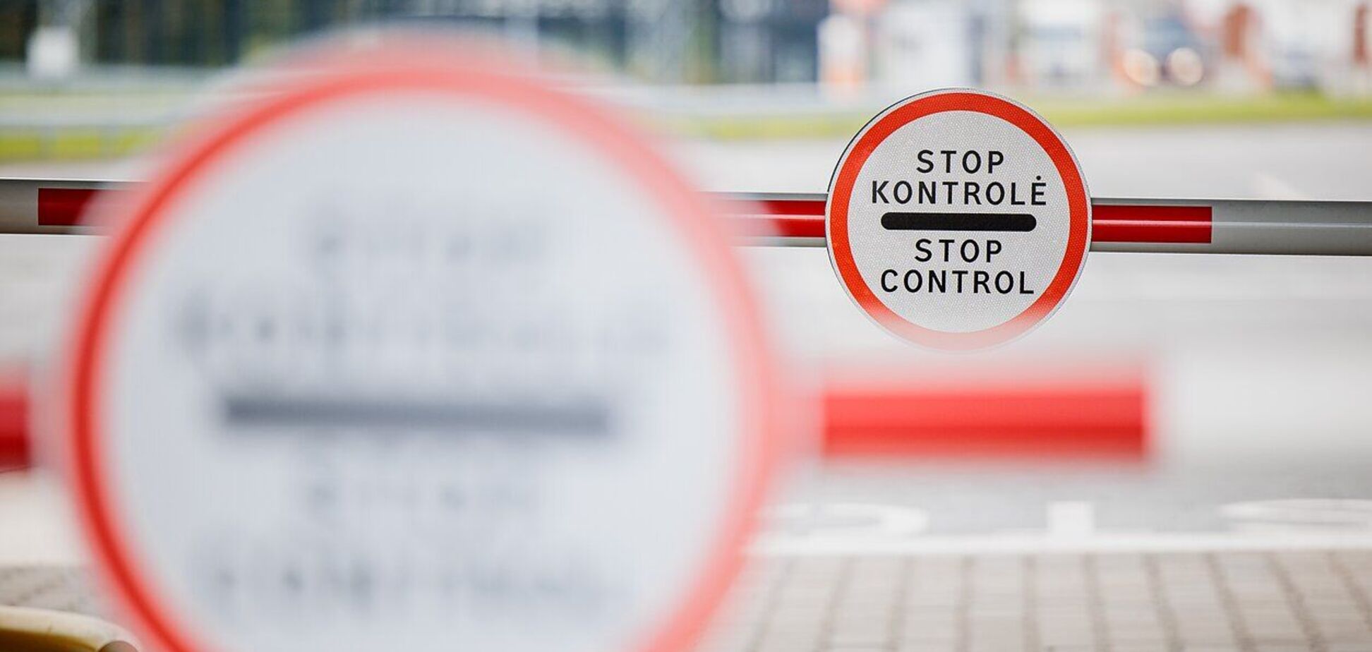 Литва будет забирать у россиян виды на жительство: при каком условии они потеряют документы