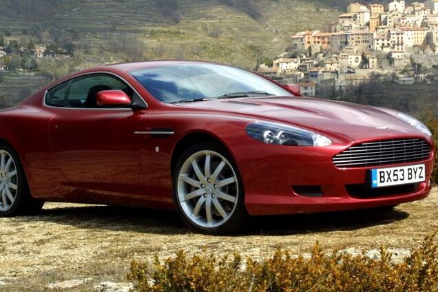 Aston Martin DB9