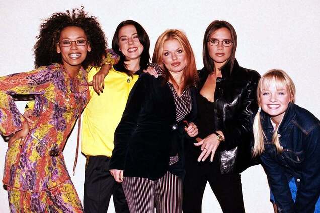 Виктория Бекхэм отказалась воссоединиться со Spice Girls в честь 30-летия дебютного сингла: в чем причина