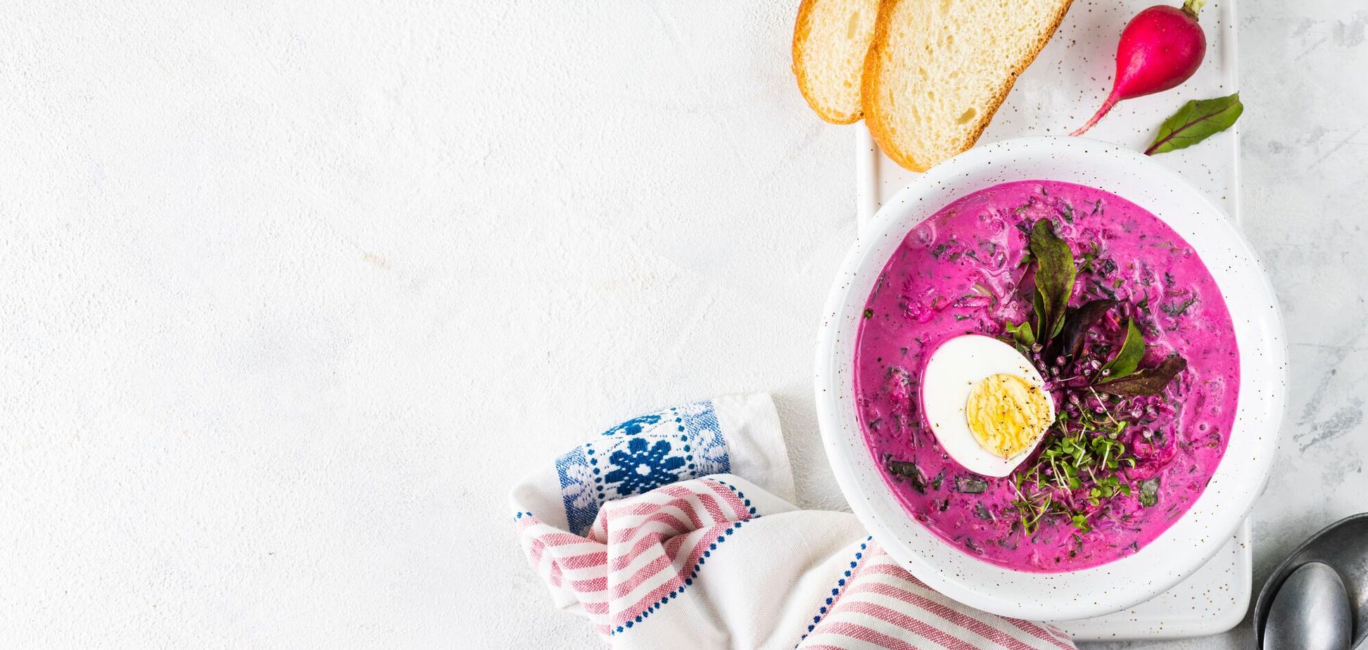 Самый вкусный холодный борщ на ужин: идеальное освежающее блюдо для теплого периода