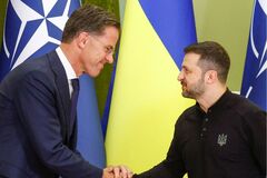 СМИ узнали, обсуждают ли в НАТО требования России о письменных обязательствах по нерасширению Альянса на восток