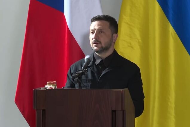 'Это вполне в их стиле': Зеленский не исключил, что Россия может совершить провокации на 9 мая. Видео