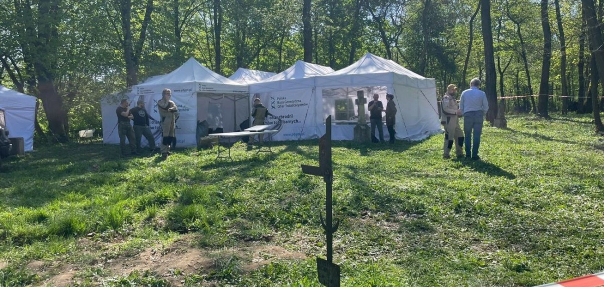 Ексгумація жертв Волинської трагедії: вже знайшли останки понад 30 людей та багато артефактів