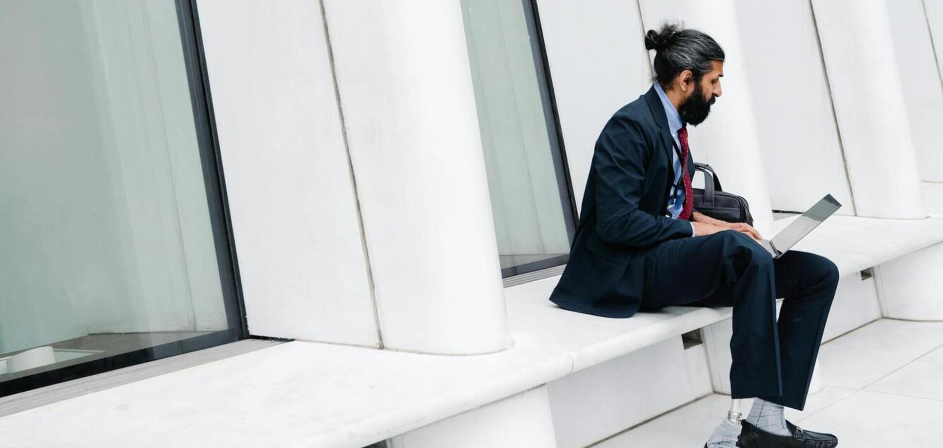 Какие мужские модные тренды ненавидят женщины: топ-5