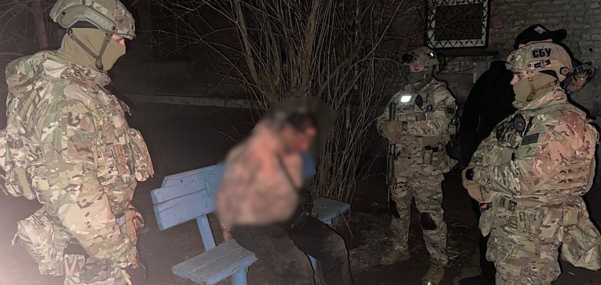 Развернули 'бизнес' в трех областях: в Украине задержали торговцев трофейным оружием. Фото