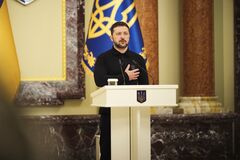 Зеленский присвоил генеральские звания полковникам ВСУ: кто получил новые погоны