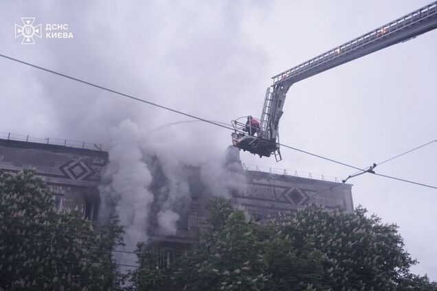 РФ запустила 142 дрона и четыре ракеты по Украине: Зеленский обратился к Западу