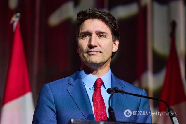 Експрем'єр Канади Трюдо засвітився в українському худі з символічним написом: таке ще є у принца Гаррі. Фото