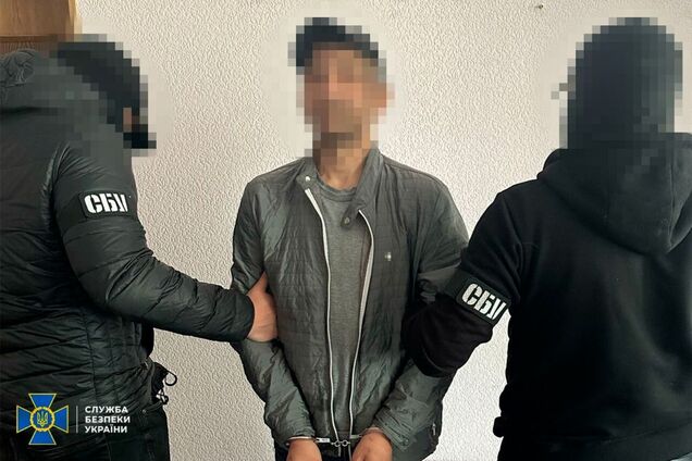 Притворялся военным: СБУ задержала шпиона ФСБ на Сумщине. Фото