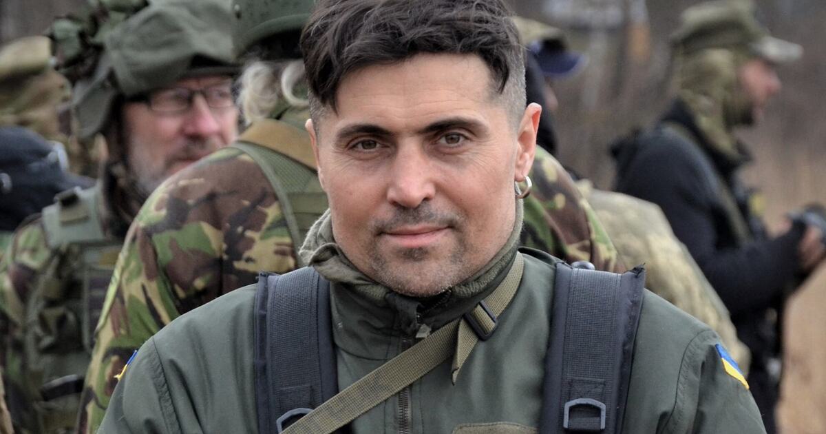 Священник обійняв і зробив виняток: актор-воїн, що втратив на війні багатьох побратимів, розповів про зворушливий момент у церкві