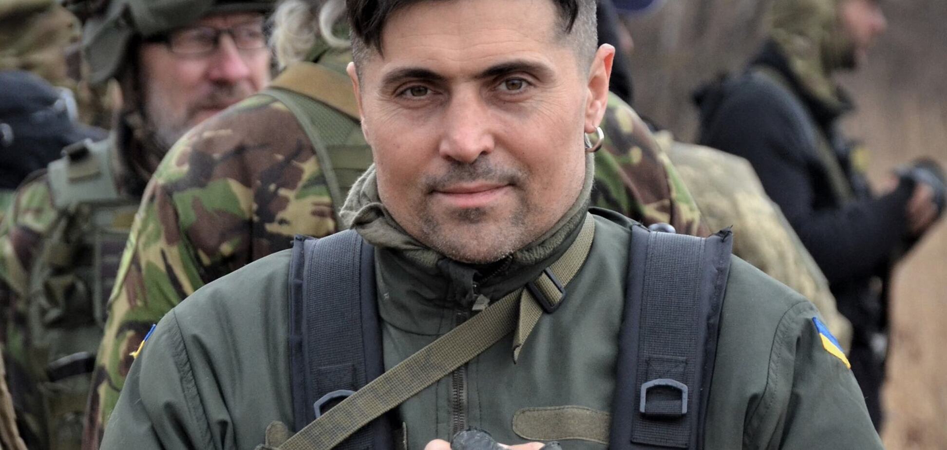 Священник обійняв і зробив виняток: актор-воїн, що втратив на війні багатьох побратимів, розповів про зворушливий момент у церкві