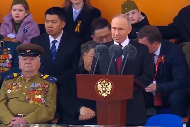 'Вся страна поддерживает': Путин во время военного парада в Москве вспомнил о войне в Украине