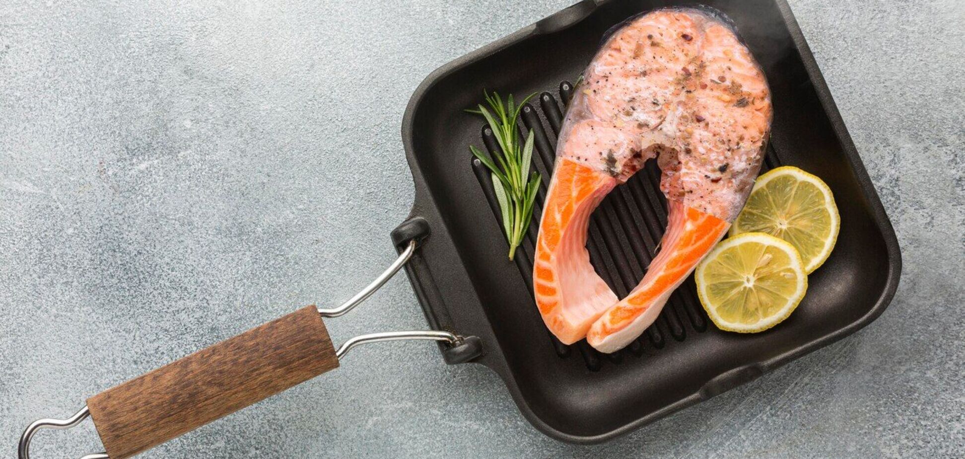 Как вкусно приготовить красную рыбу на сковородке: будет просто таять во рту
