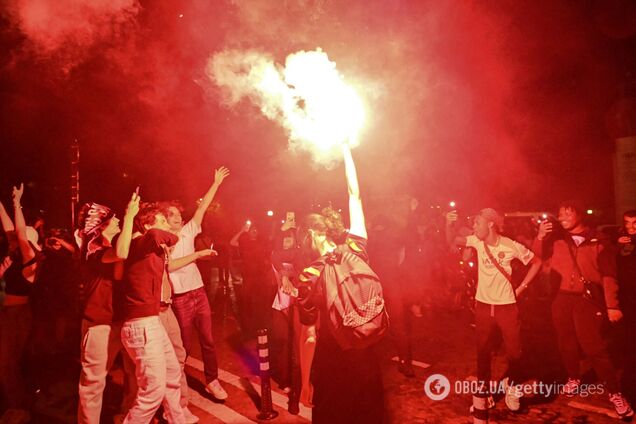 На фоні перемоги ПСЖ у фіналі Ліги чемпіонів у Парижі сталися масові заворушення. Фото і відео