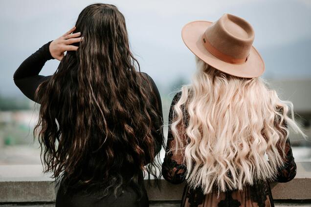 Выглядят роскошно: какие стрижки 90-х снова в моде