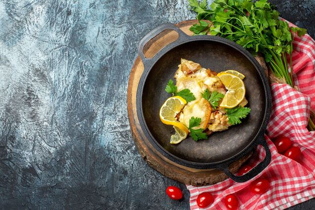 Как вкусно пожарить сочный хек на сковородке: готовится всего 15 минут