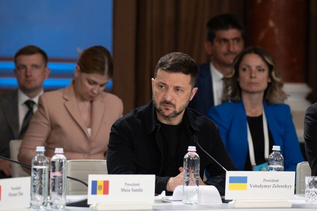 Владимир Зеленский призвал продолжать поддерживать Украину и заявил, что Путин хочет продолжать воевать против Украины