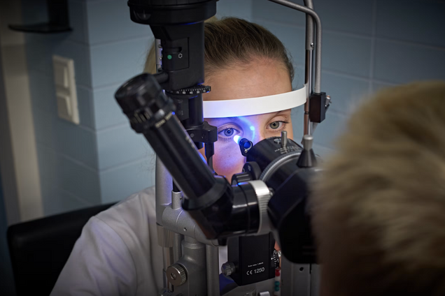 В Финляндии разработали новый метод лечения роговичной слепоты без доноров: как это возможно