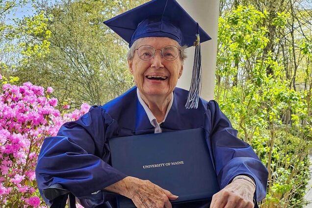 88-летняя бабушка из США окончила университет и установила рекорд: чем уникальна ее история и при чем здесь беременность