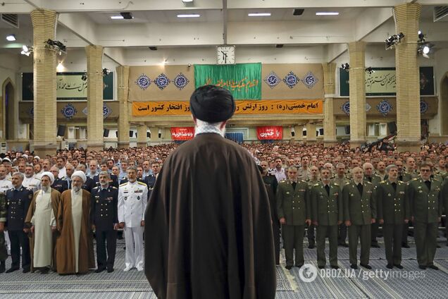 Али Хаменеи обращается к иранской армии