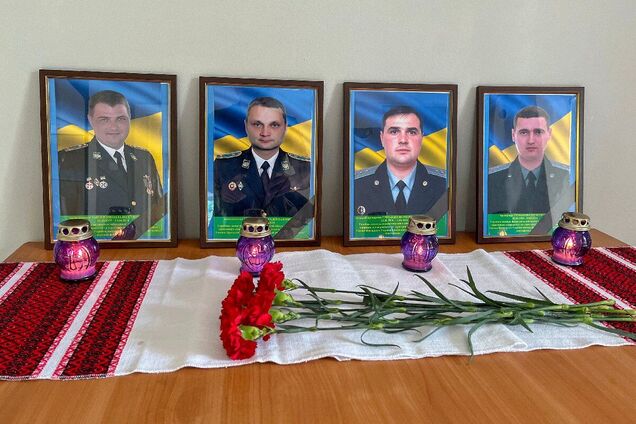 'Погибли в аду': 11 лет назад в Мариуполе оккупанты расстреляли колонну пограничников. Фото и видео