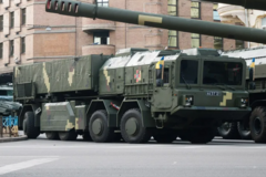 'Провели много совещаний': Зеленский заявил, что в Украине идет активная подготовка к массовому производству ракет 'Сапсан'